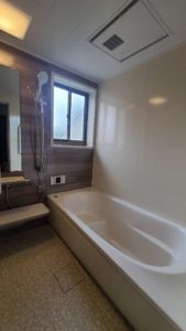 断熱効果アップで暖かく過ごせる浴室 | 藤沢市周辺エリアのリフォーム（キッチン、浴槽、トイレ、外壁塗装等）｜ 株式会社内藤商事