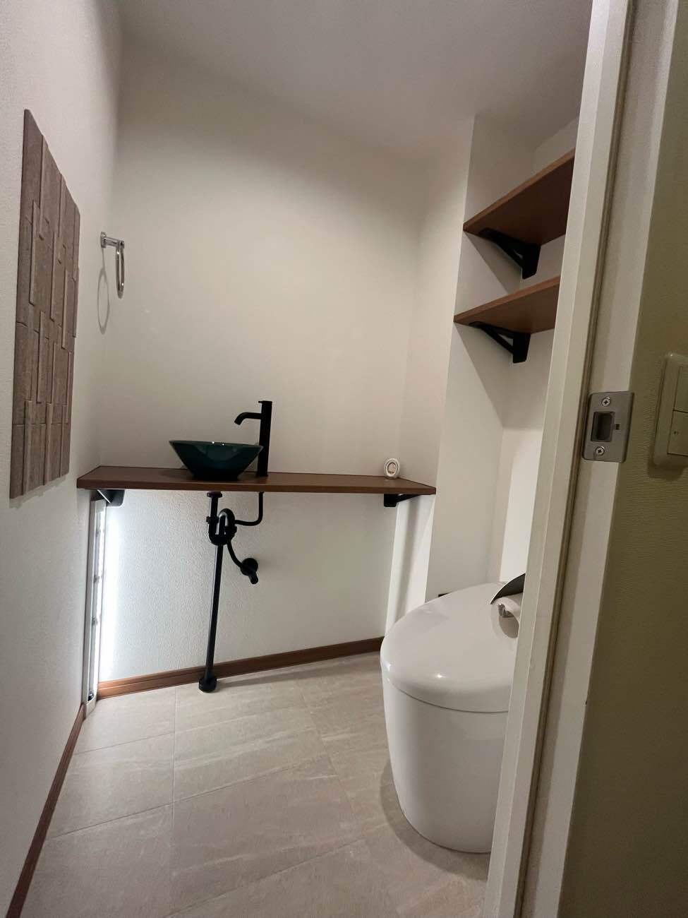 特別なひとときを感じれる【Restroom】 | 藤沢市周辺エリアのリフォーム（キッチン、浴槽、トイレ、外壁塗装等）｜ 株式会社内藤商事