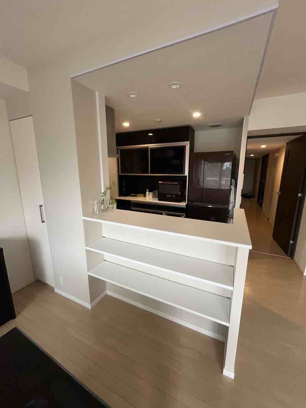 家族の団欒が楽しめる開放的なキッチン　 | 藤沢市周辺エリアのリフォーム（キッチン、浴槽、トイレ、外壁塗装等）｜ 株式会社内藤商事