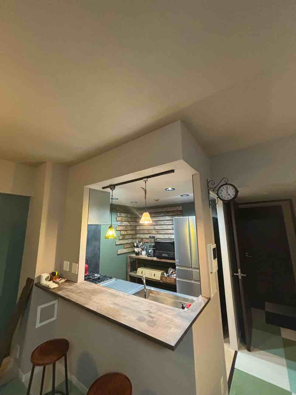 毎日料理が楽しくなるお洒落なフレームキッチン | 藤沢市周辺エリアのリフォーム（キッチン、浴槽、トイレ、外壁塗装等）｜ 株式会社内藤商事